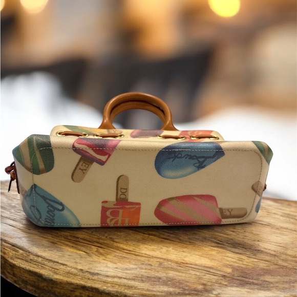 Dooney & Bourke bag vintage "Popsicle" or "Ice Cream Bars" collection. - Picture 4 of 8